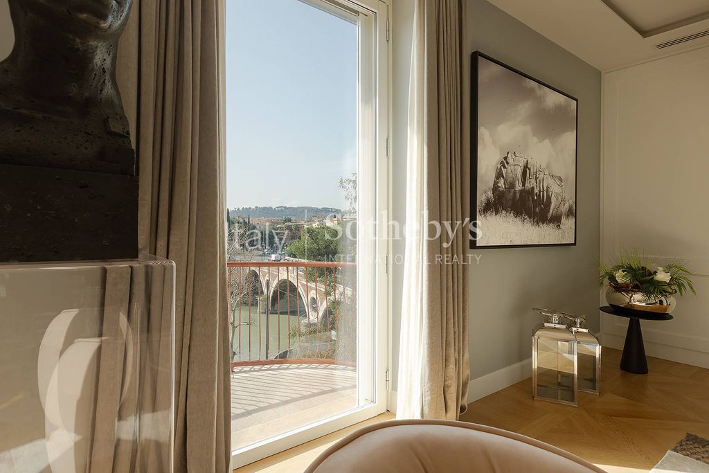 Property photo 3 of 28