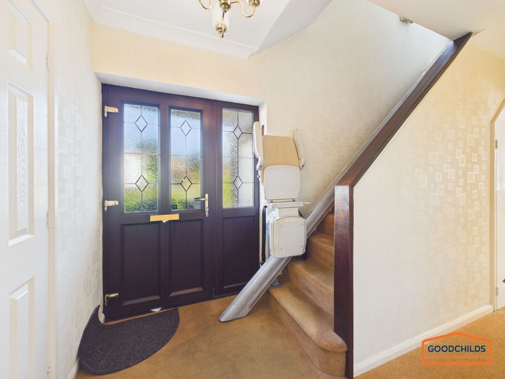 Property photo 2 of 22