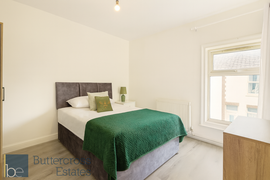 Property photo 1 of 4 Bedroom 4