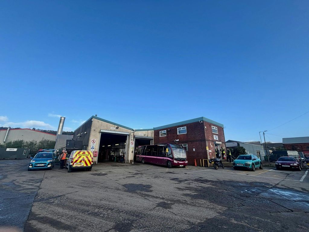 Property photo 1 of 8 2 Cynon 01.Jpg