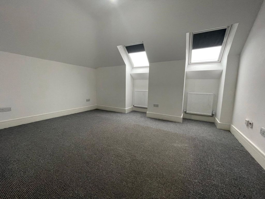 Property photo 2 of 5 Lounge