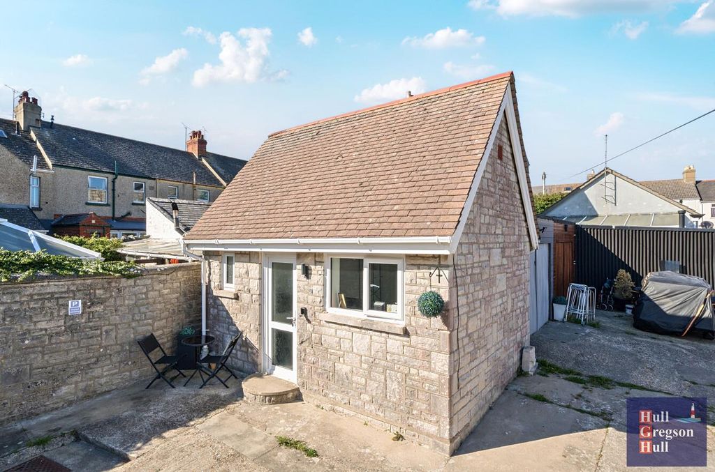 Property photo 3 of 23 37E97603-A06E-4049-Aa6A-71F43A51858c.Jpg