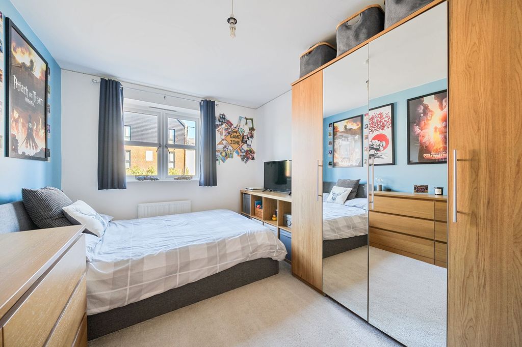 Additional image 15 of 2 bed flat for saleCarter Court, Hook RG27