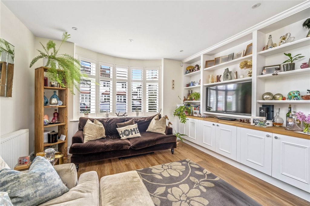 Property photo 2 of 8 Picture No. 09