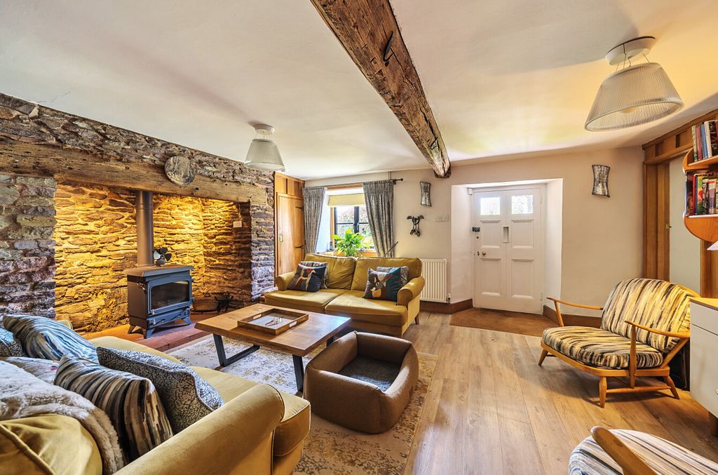 Property photo 2 of 29 Skilgate, Seddons