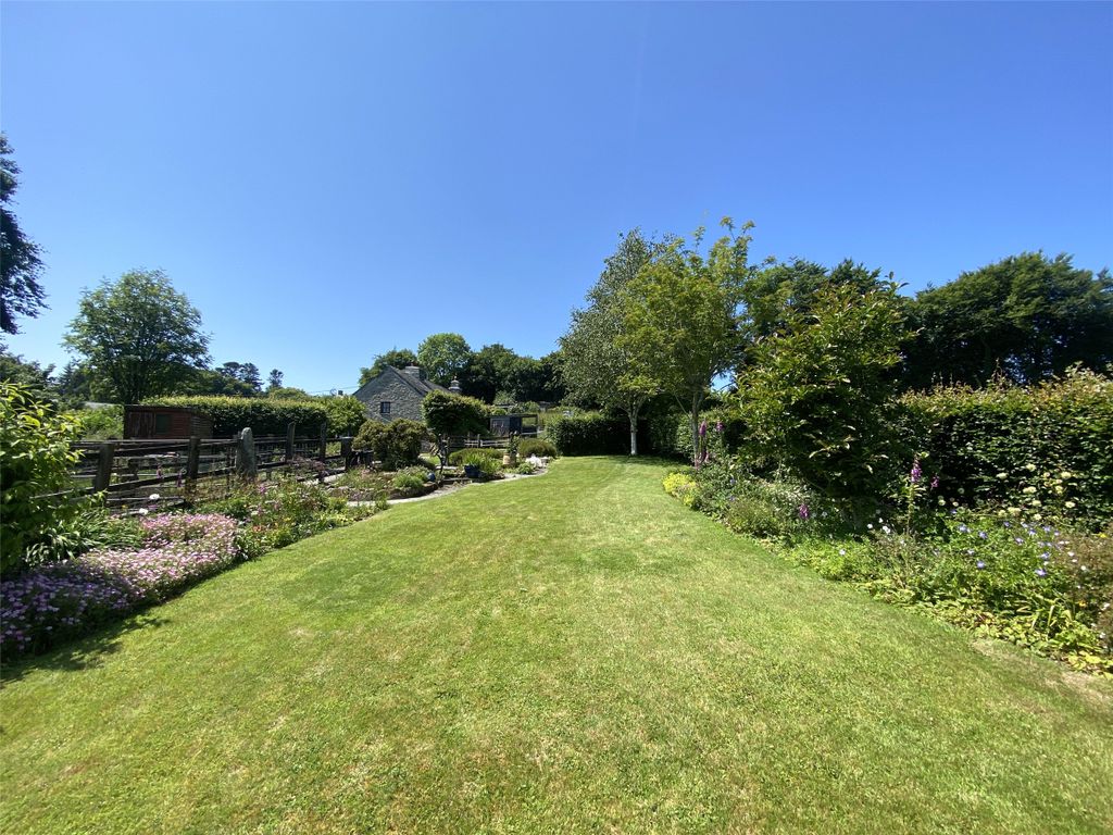 Property photo 2 of 21 Picture No. 02