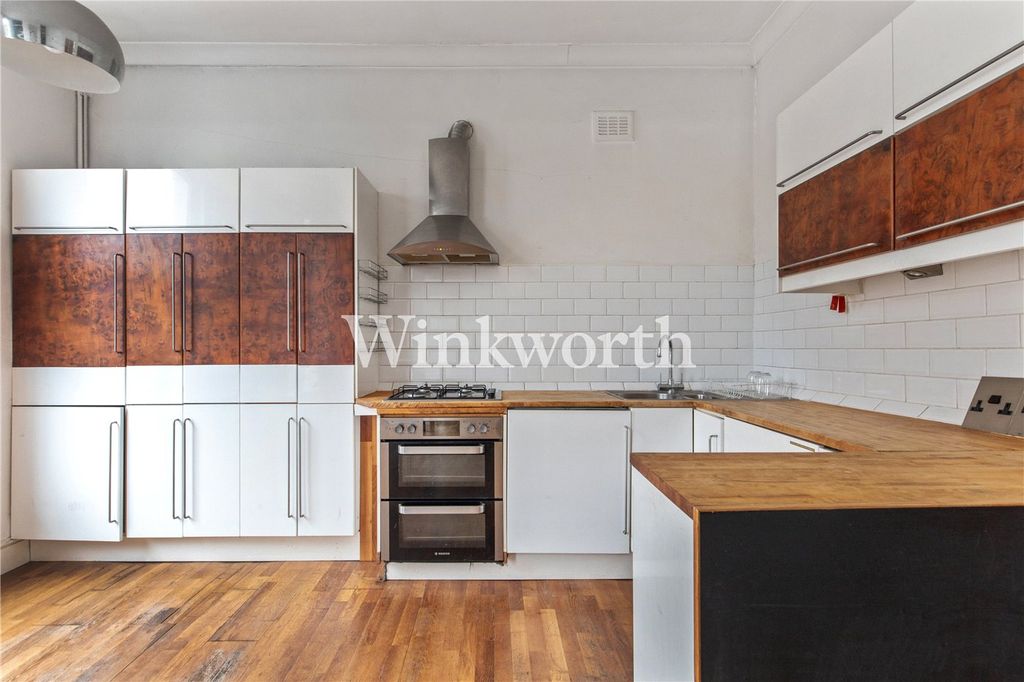 Property photo 3 of 17 Picture No. 05