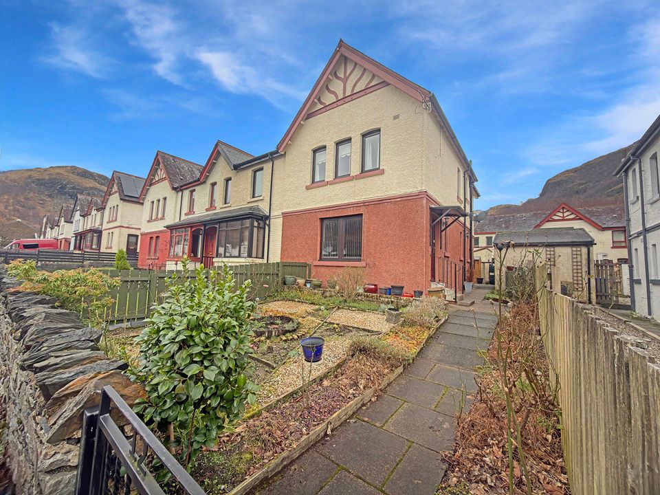 Property photo 3 of 45