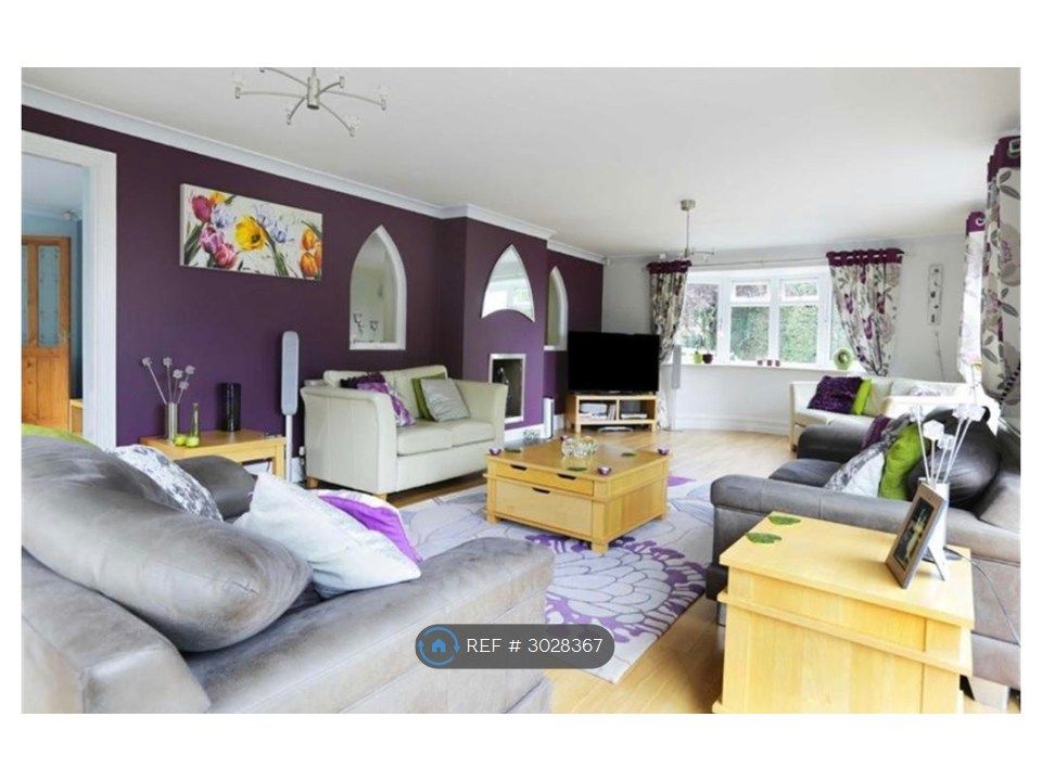 Property photo 2 of 17