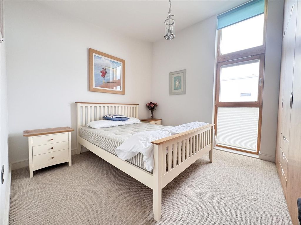 Additional image 12 of 3 bed flat for saleMidway Quay, Eastbourne BN23