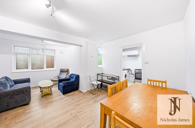 Property photo 1 of 28 Photo 14