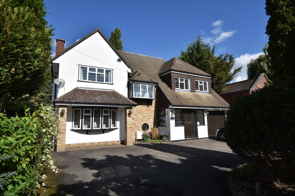 Property photo 1 of 25