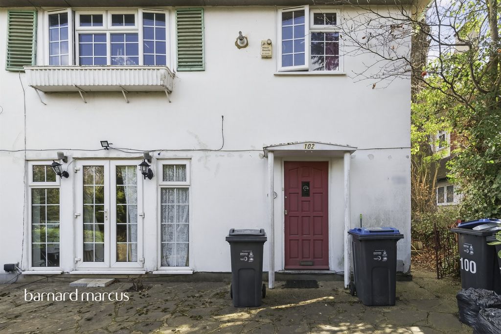 Property photo 1 of 24