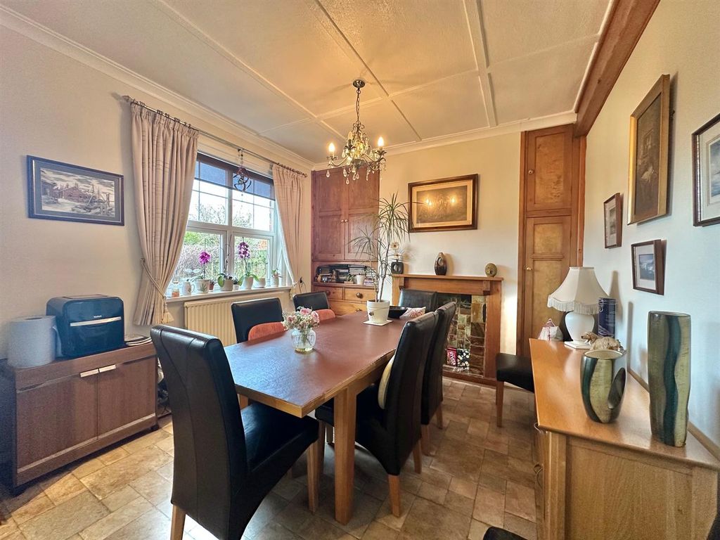 Property photo 3 of 37 Img_1737.Jpg