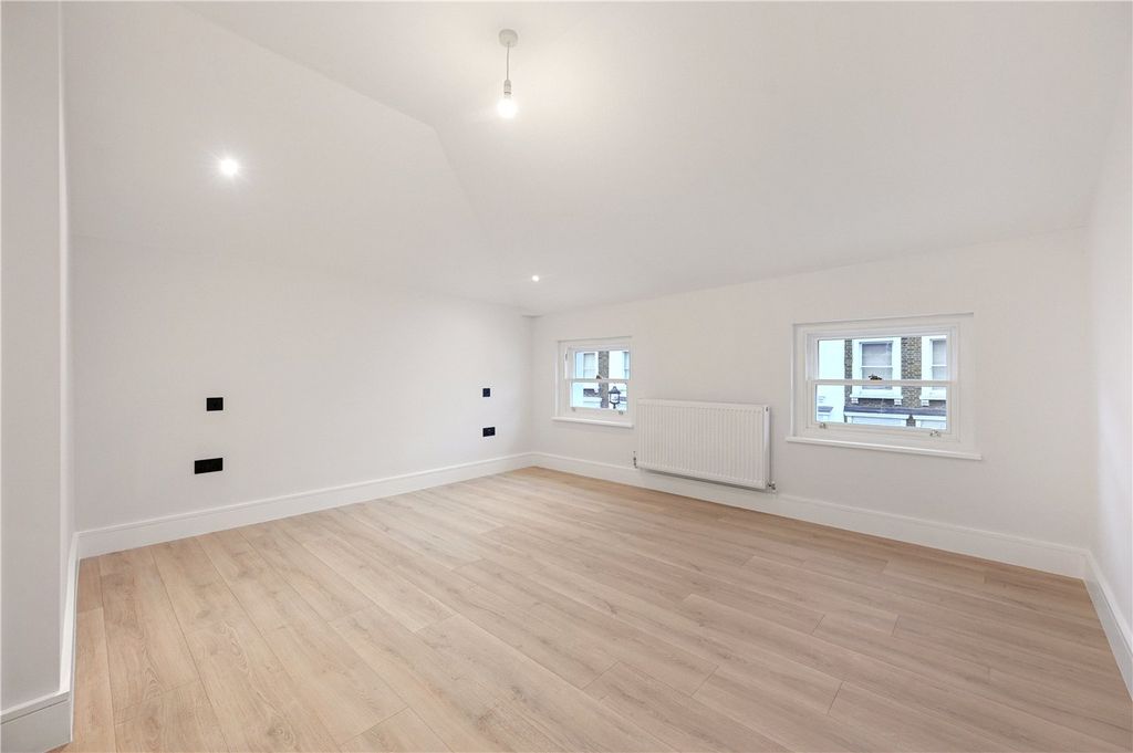 Property photo 2 of 8 Picture No. 02