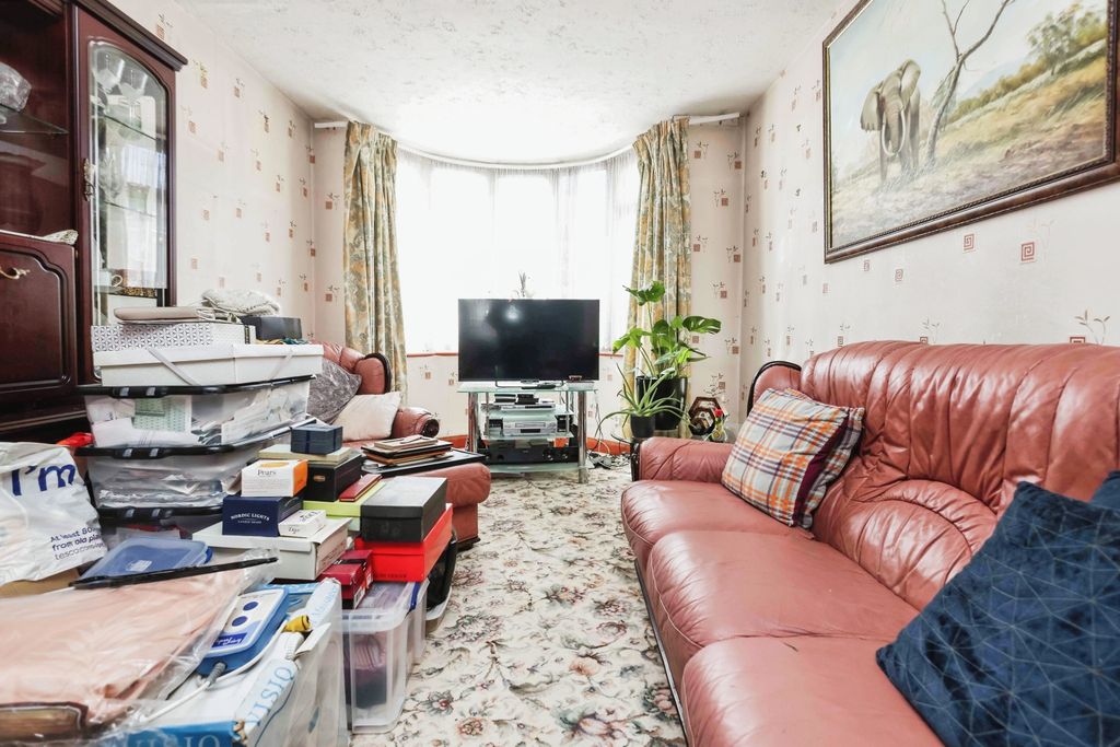 Property photo 2 of 15