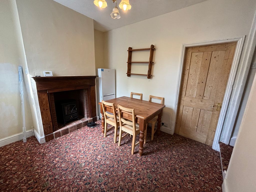 Property photo 3 of 9 Image
