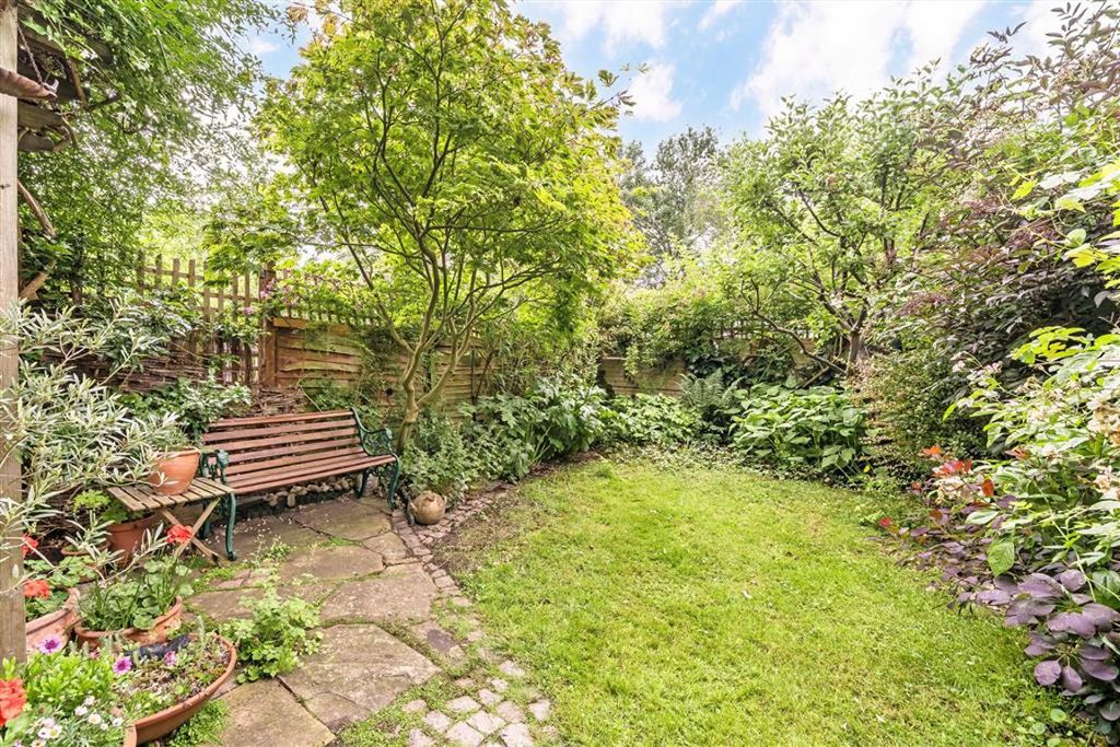 Property photo 3 of 7