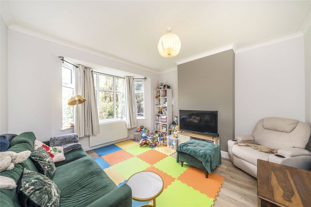 Property photo 2 of 7 Picture No. 18