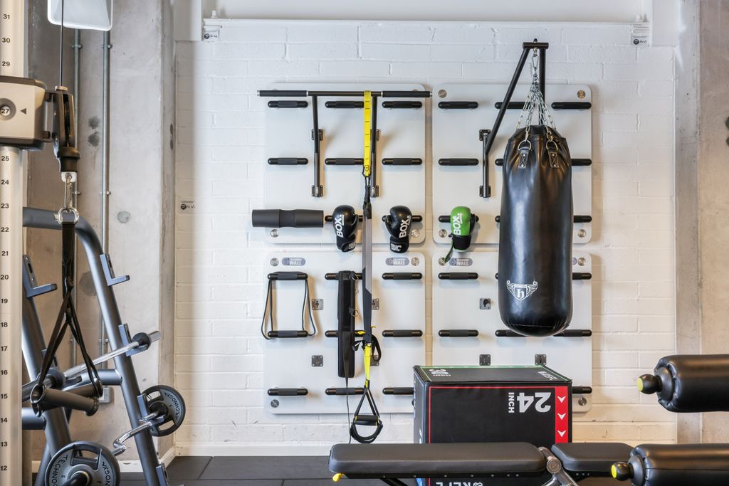 Property photo 3 of 22