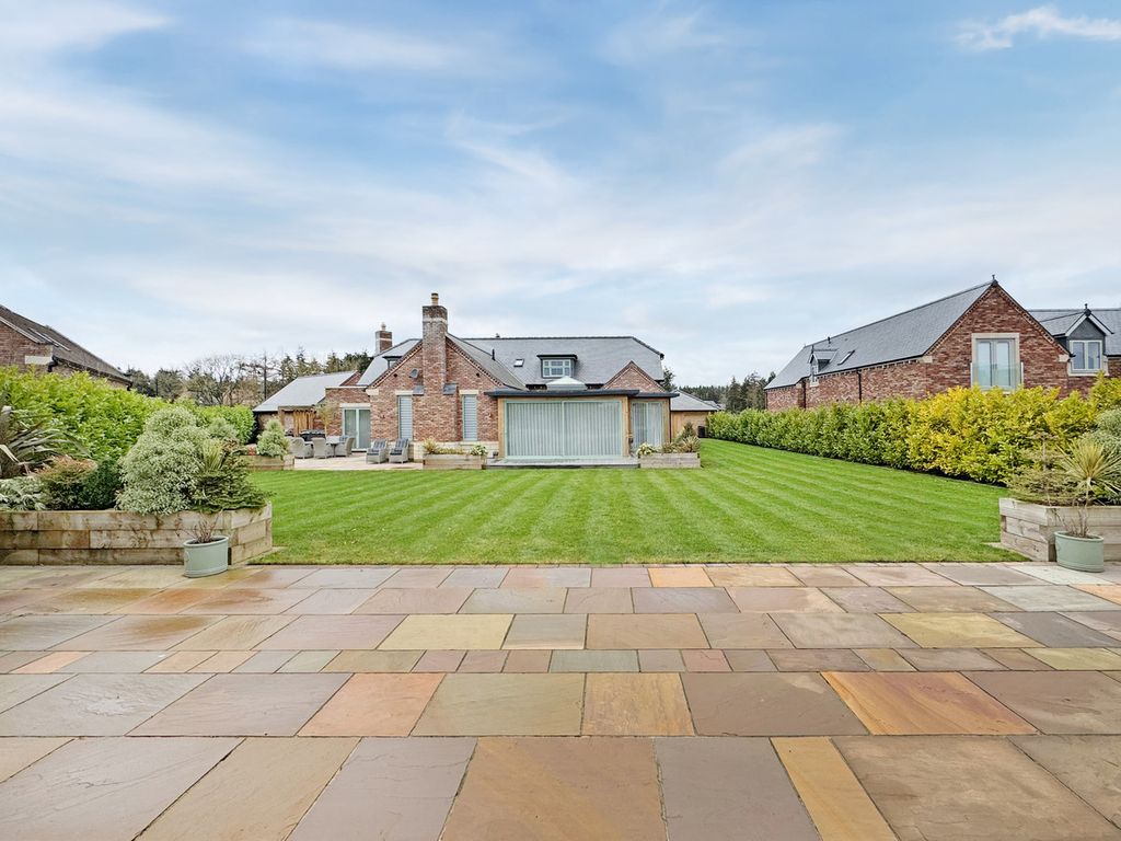 Property photo 2 of 49