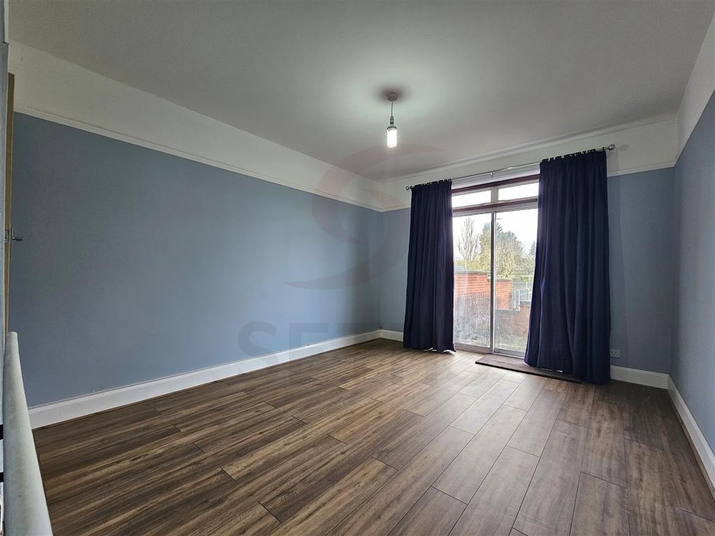 Property photo 3 of 12 Dining Room