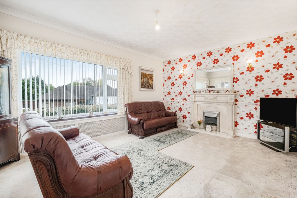 Property photo 3 of 26