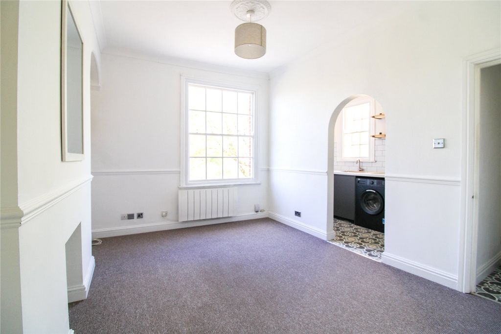 Property photo 3 of 9 Picture No. 02