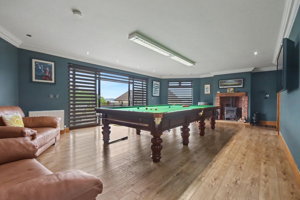 Property photo 1 of 37