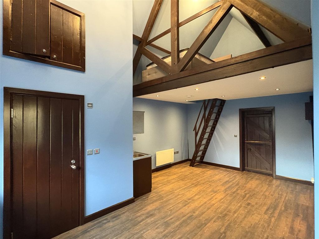 Property photo 3 of 8 Img_2878.Jpg