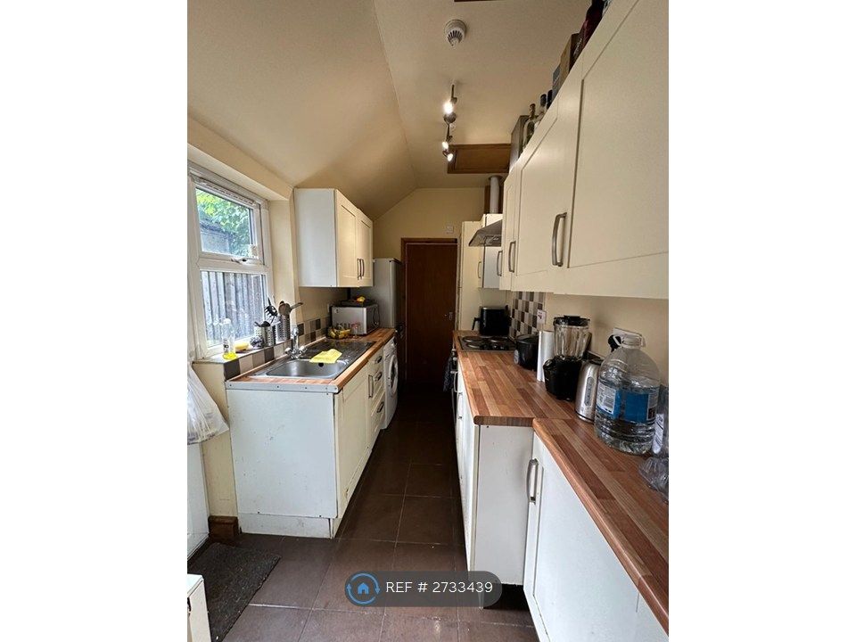 Property photo 1 of 4