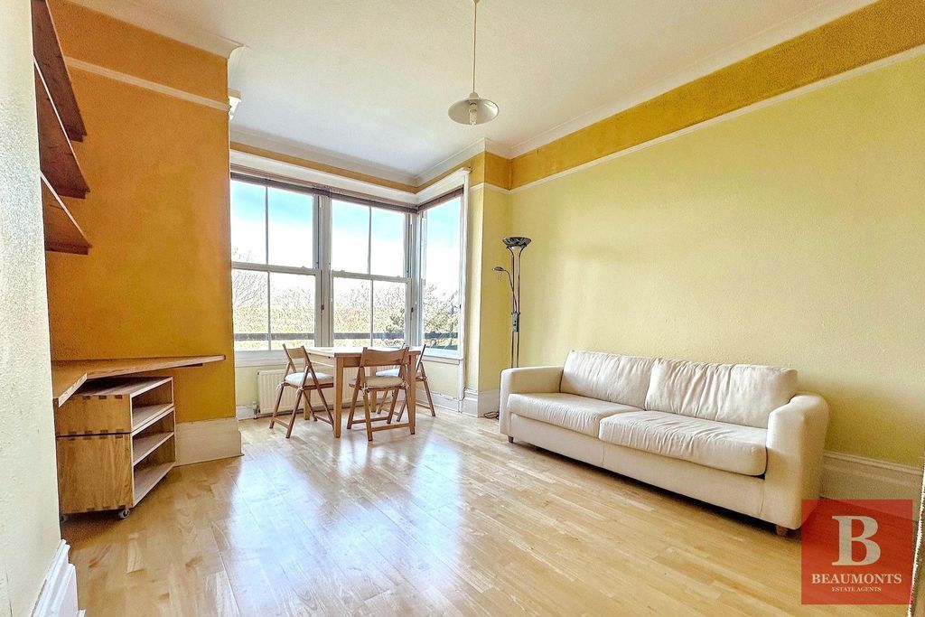 Property photo 3 of 13 Photo 1