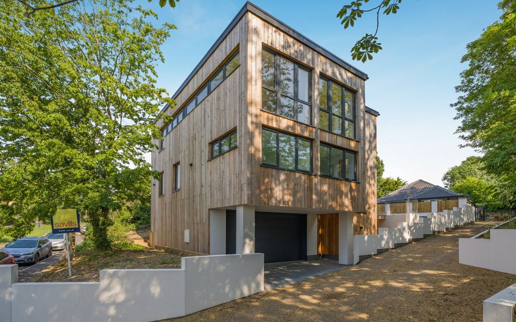 Property photo 1 of 15 Front External