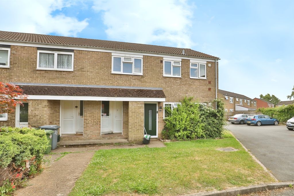 Property photo 2 of 17