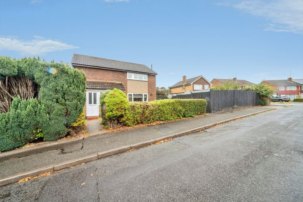 Property photo 1 of 19 Pbox-Img.Jpg