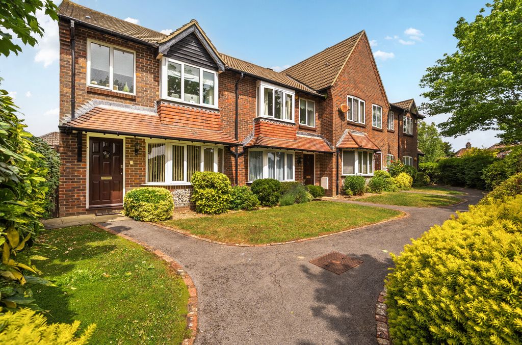 Property photo 1 of 15 1468585-8-6A1d654...