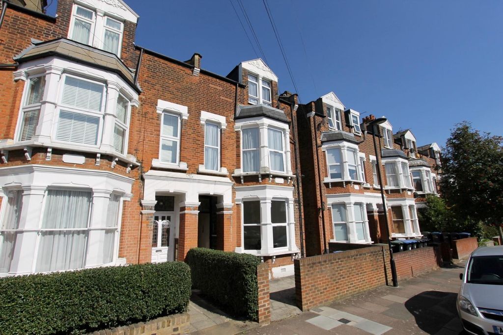 Property photo 1 of 5