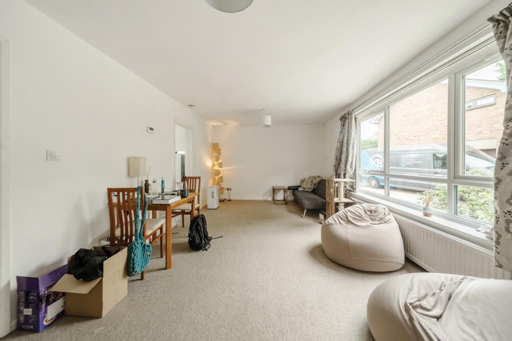 Property photo 3 of 20 Living Room