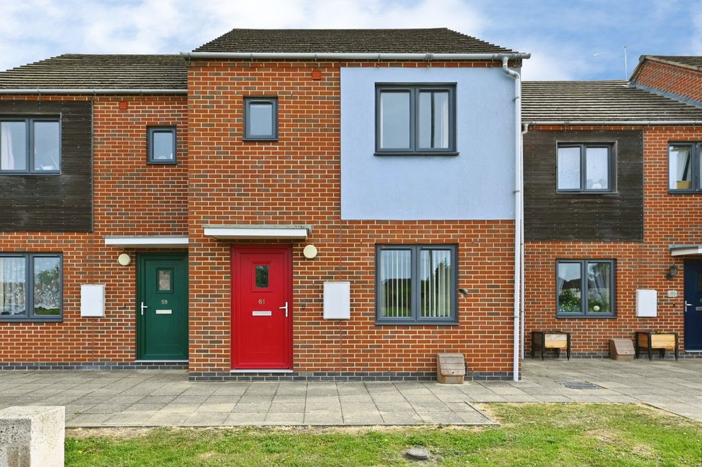 Property photo 1 of 16 Pbox-Img.Jpg