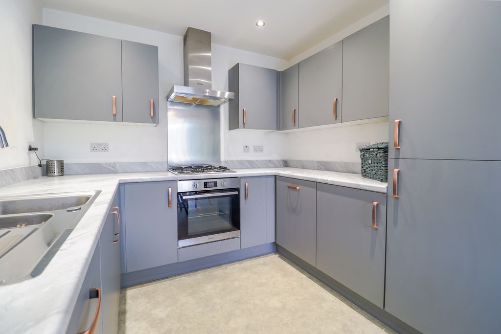 Property photo 3 of 13 Kitchen-48