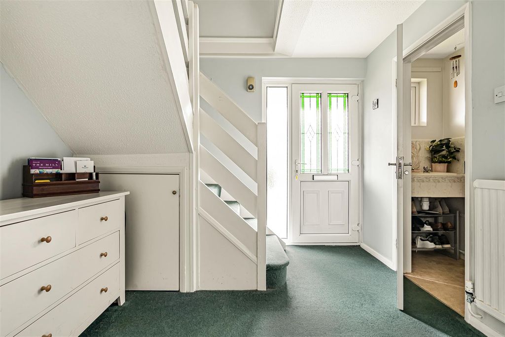 Property photo 3 of 22 25_75492.Jpg