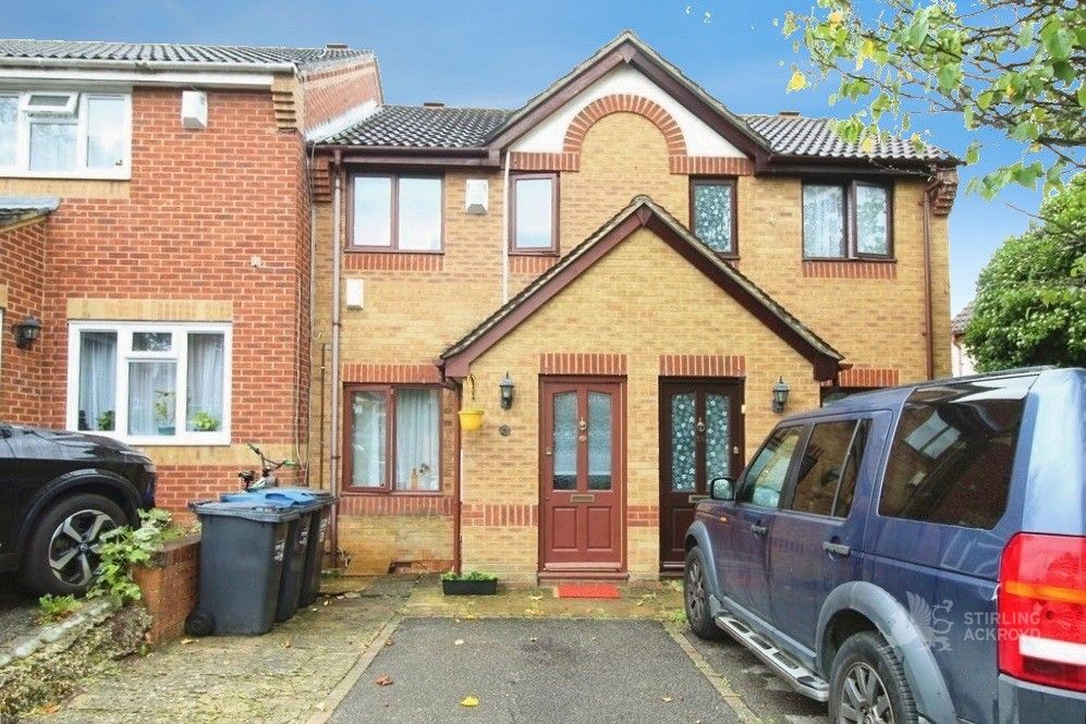 Property photo 1 of 9 Exterior