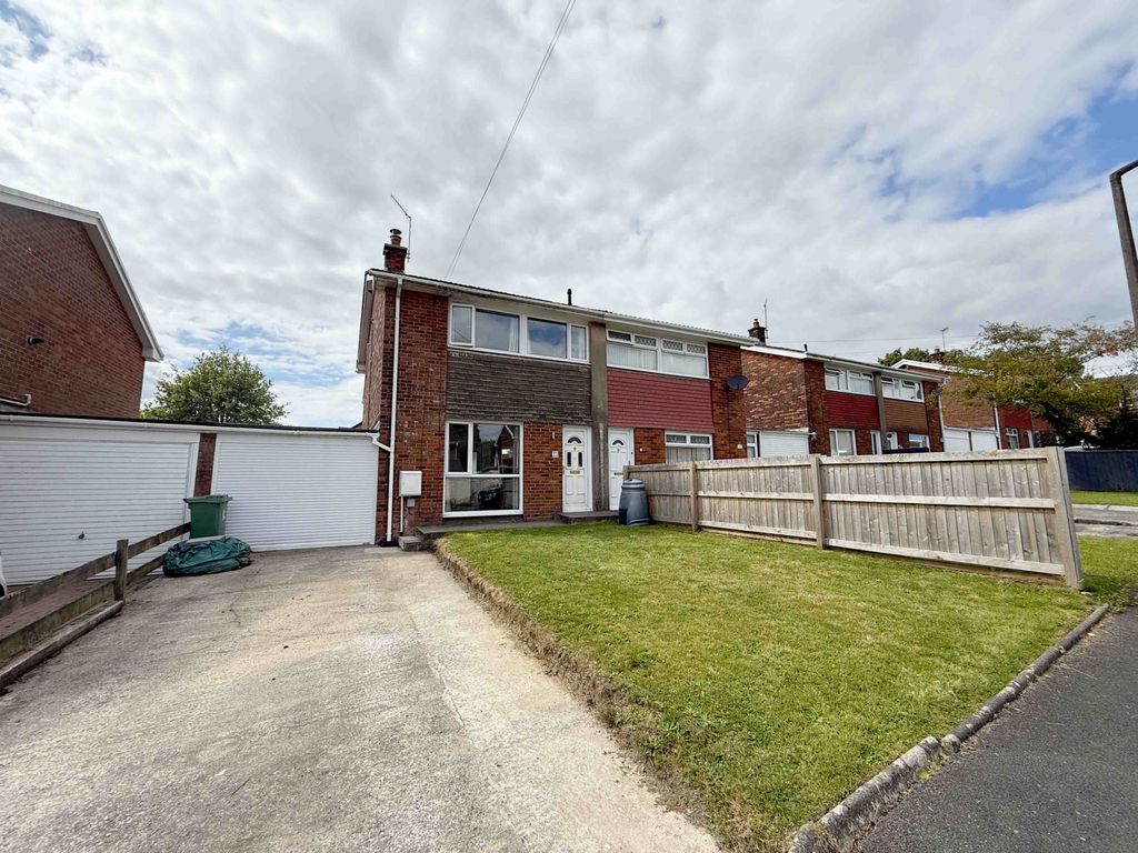 Property photo 1 of 12 Heol Y Twyn, Pontlliw, Swansea, Sa4 9EU - 3 Bedroom Semi Detached For Sale