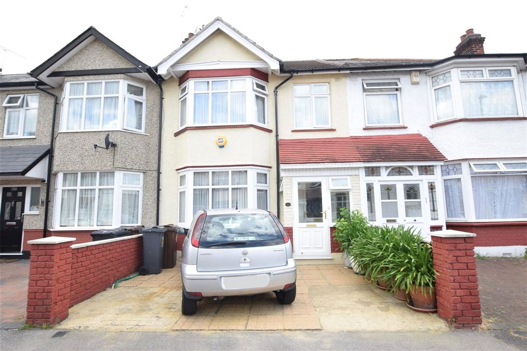 Property photo 1 of 18 Front