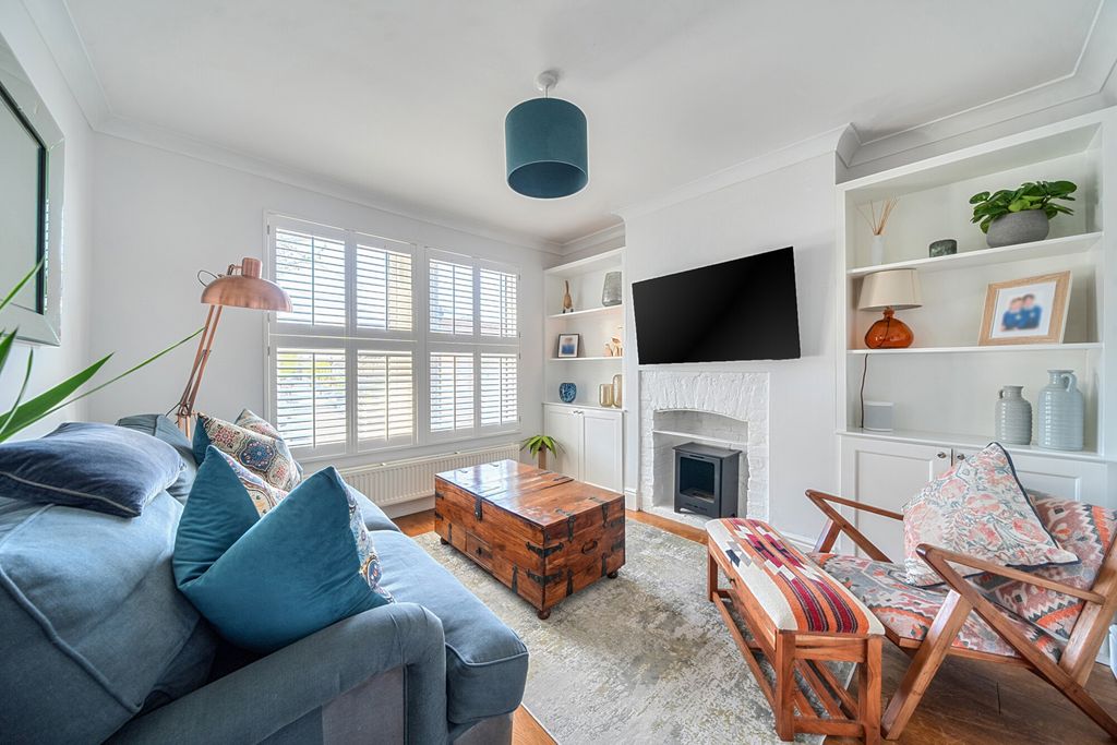 Property photo 2 of 20 Reception