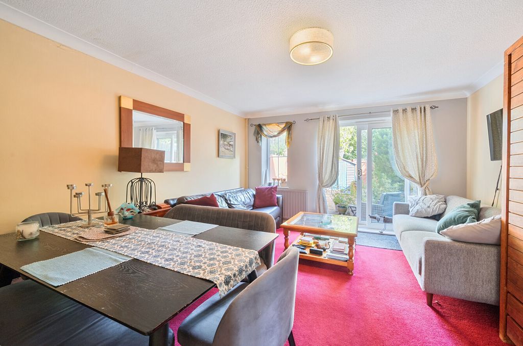Property photo 2 of 17 18-6A86c7B02B8Be-...