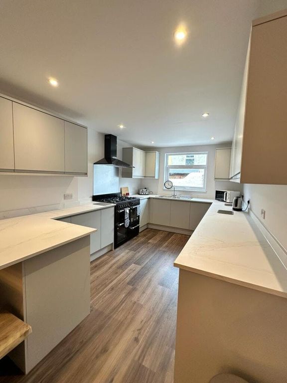 Property photo 2 of 7 264986_Bed10701A21d4F3Db63E6637A4343Faf_Img_00_0000.Jpeg