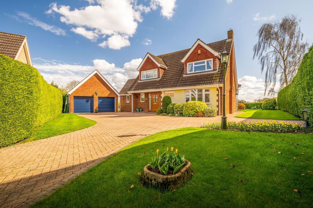 Property photo 1 of 38