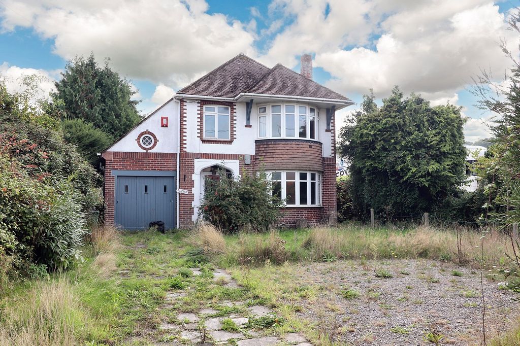 Property photo 1 of 8
