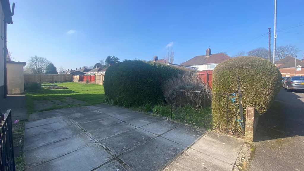 Property photo 3 of 7